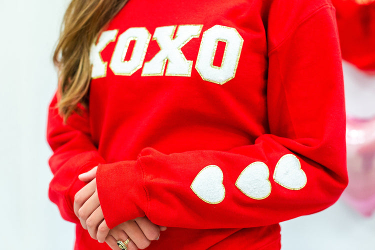XOXO White Letter Patch Crewneck Sweatshirt