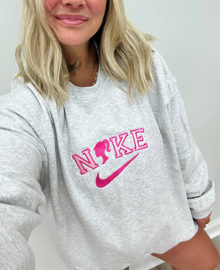 Embroidered Doll Check Sweatshirt