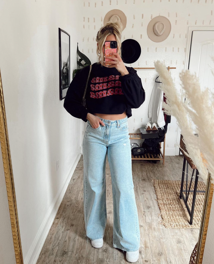 Mama Check Crewneck Sweatshirt