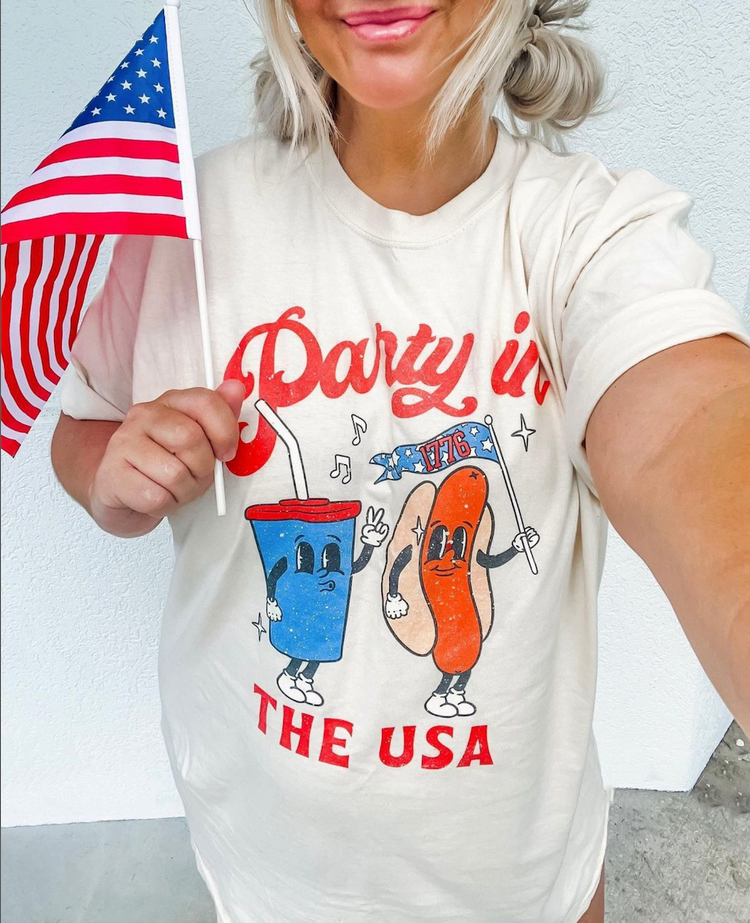 Party In The USA' T-Shirt