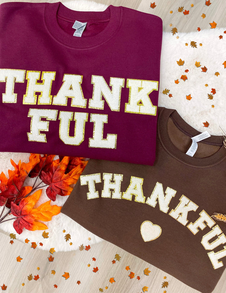 Thankful Letter Patch Crewneck Sweatshirt- Curved With Smiley